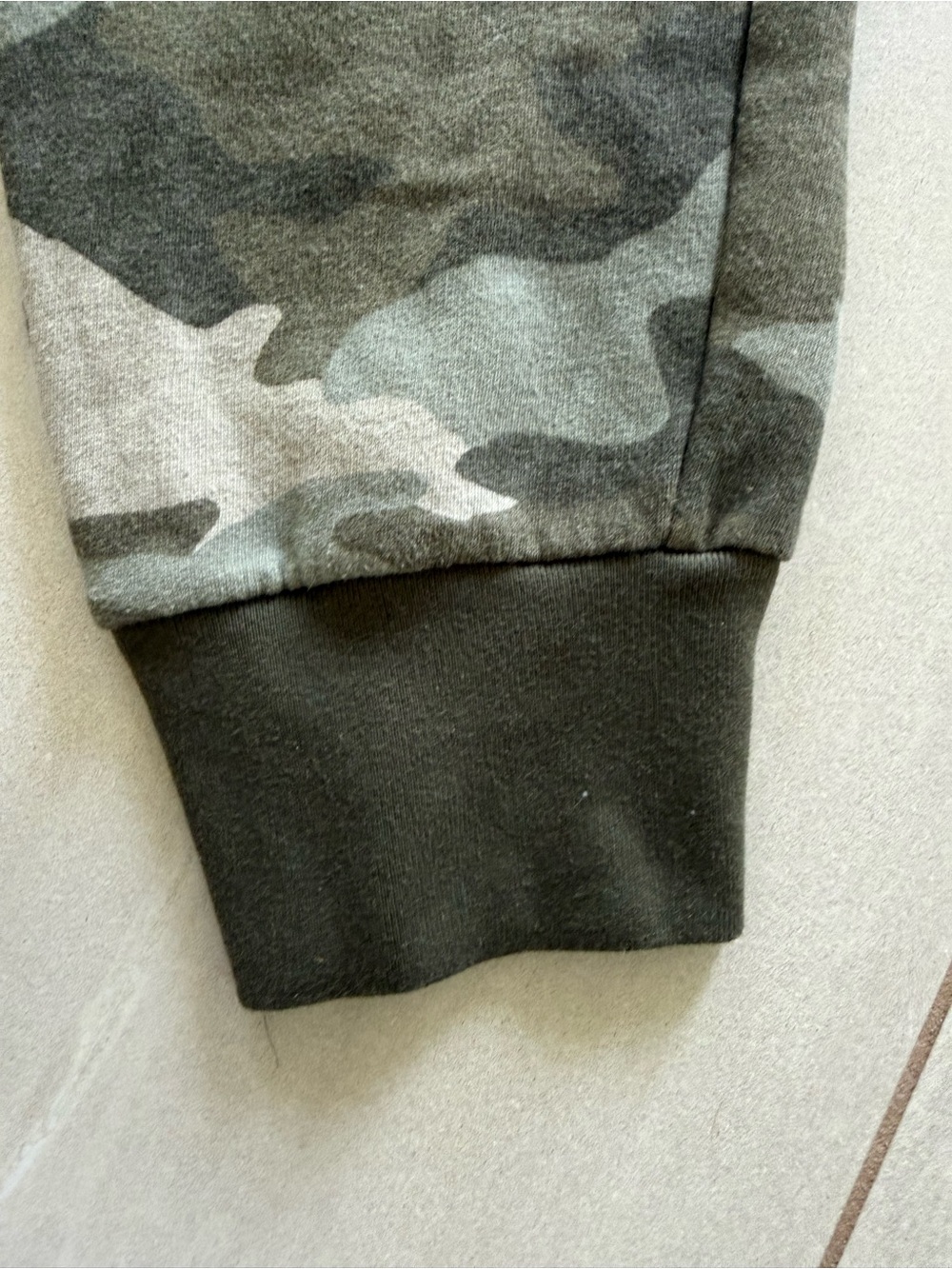 PINK Victoria’s Secret Camo Fleece Jogger Sweatpants Women’s L Logo - Picture 10 of 13